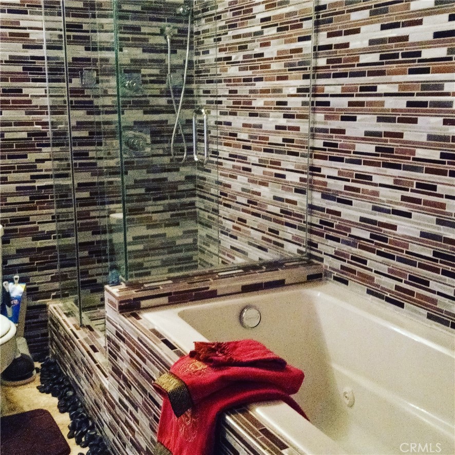 1750 E Ocean Boulevard 407