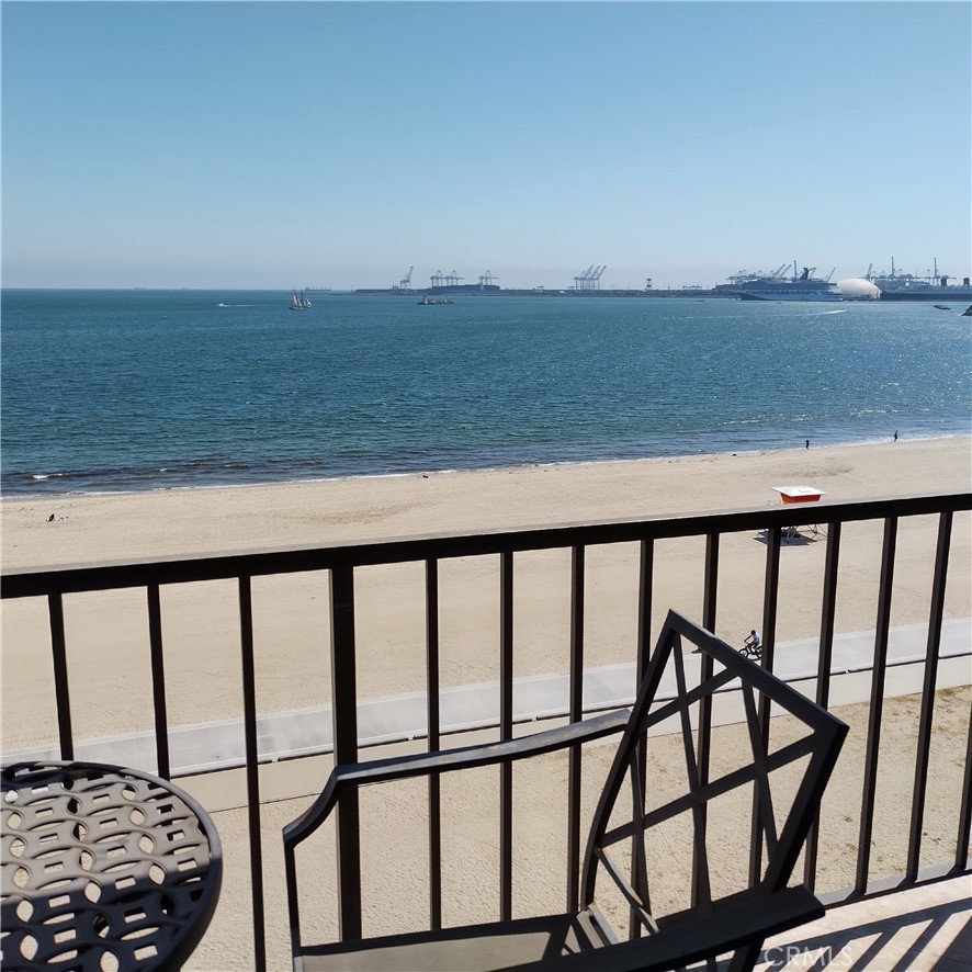 1750 E Ocean Boulevard 407