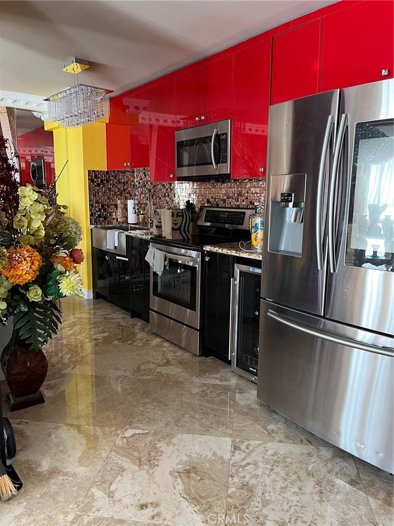 1750 E Ocean Boulevard 407