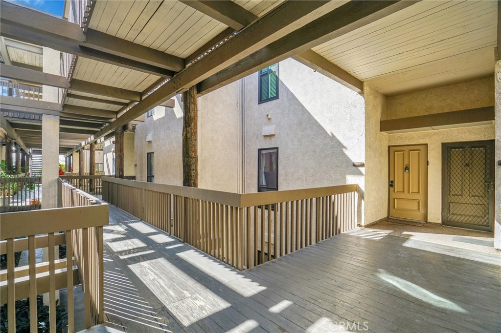 7231 Marina Pacifica Drive S