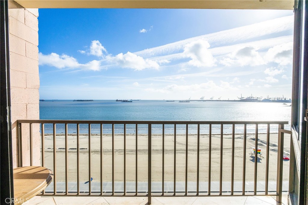 1750 E Ocean Boulevard 707