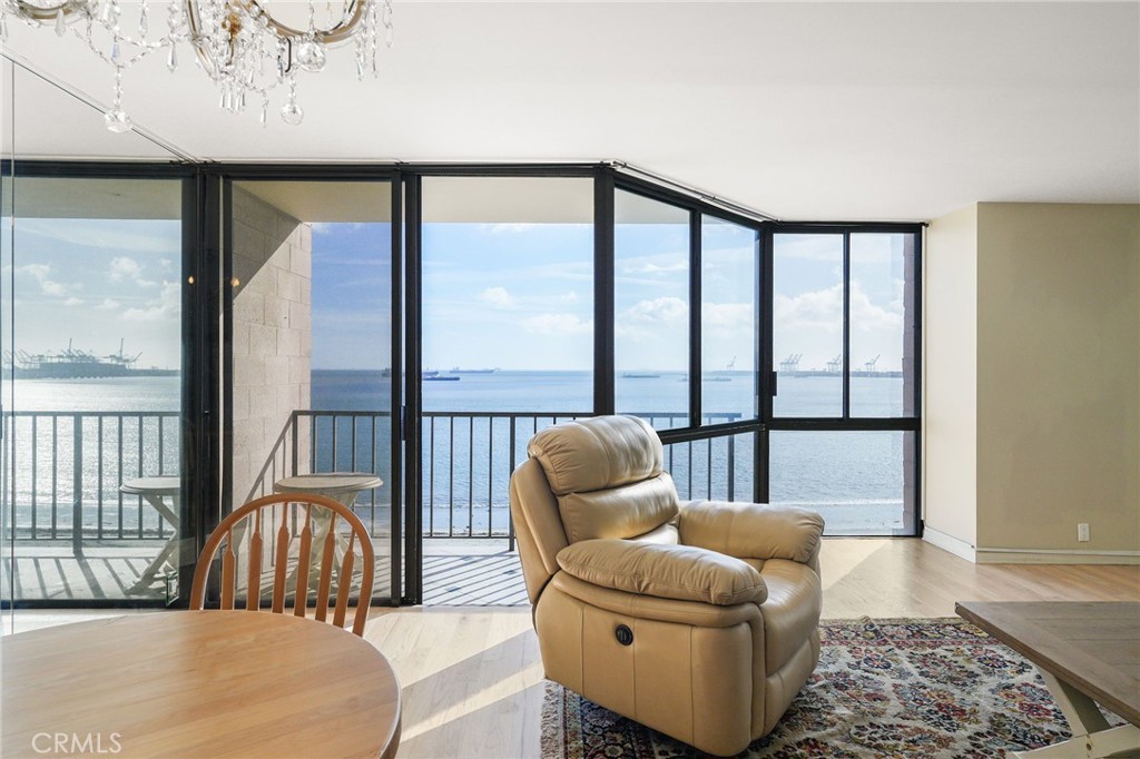 1750 E Ocean Boulevard 707