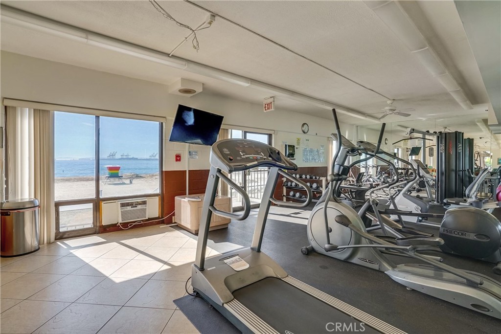 1750 E Ocean Boulevard 707