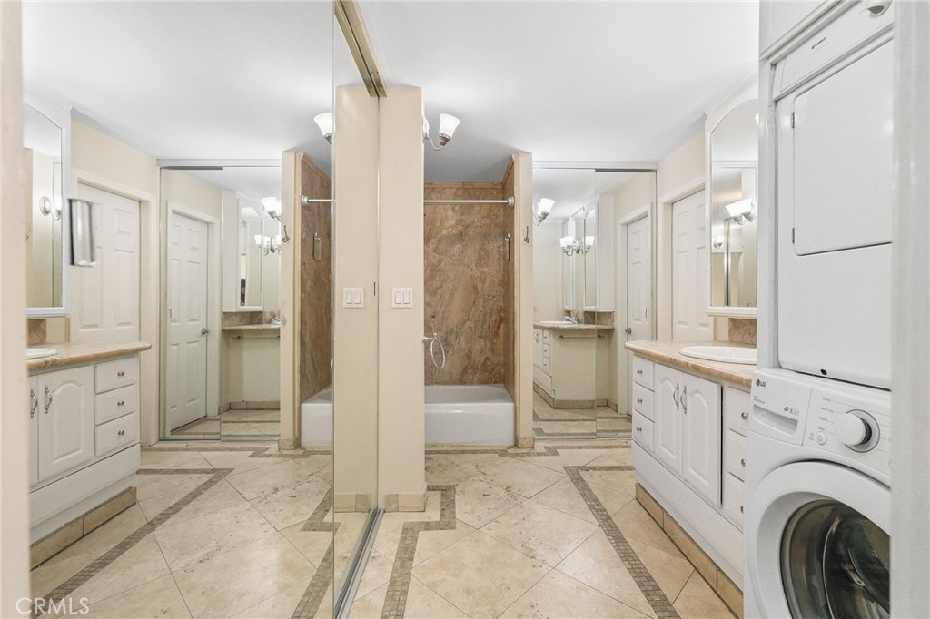 1750 E Ocean Boulevard 707