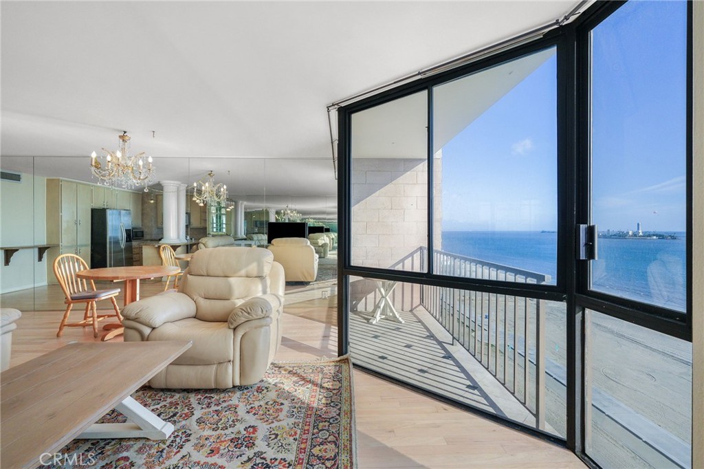 1750 E Ocean Boulevard 707