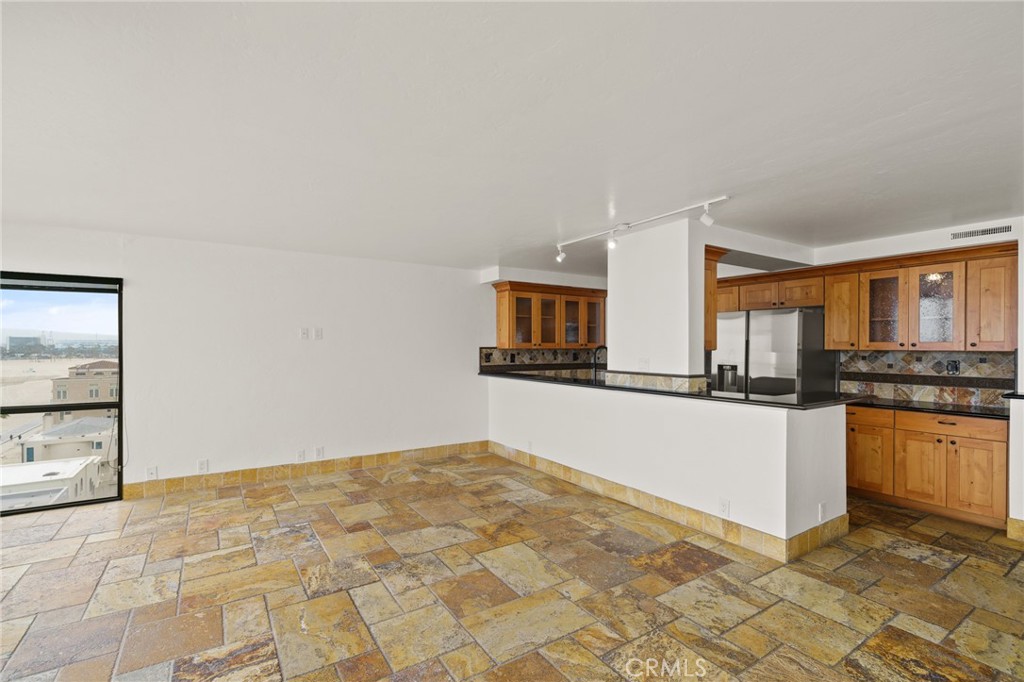 1750 E Ocean Boulevard 511