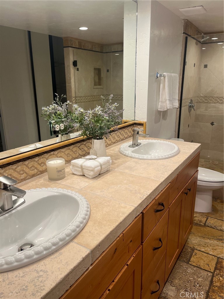 1750 E Ocean Boulevard 511