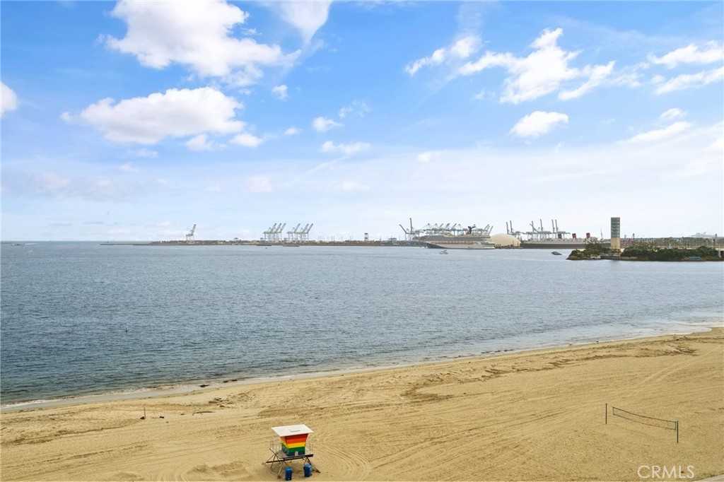 1750 E Ocean Boulevard 511