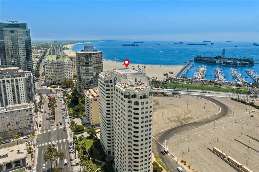 525 E Seaside Way 905