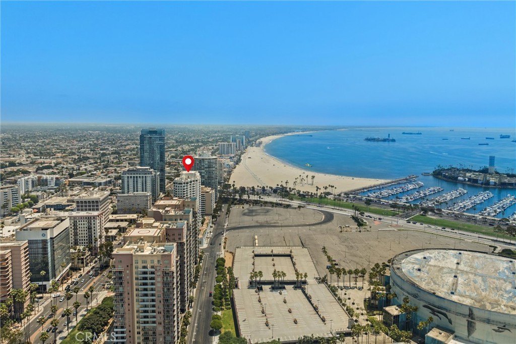 525 E Seaside Way 905