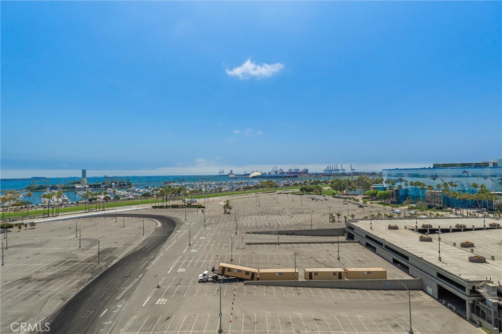 525 E Seaside Way 905