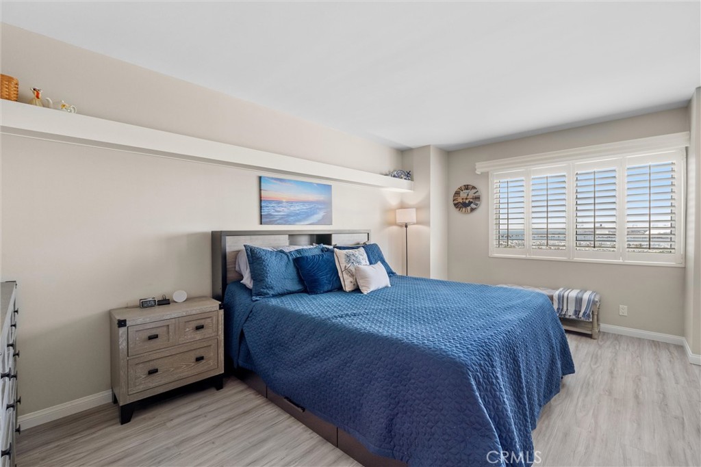 525 E Seaside Way 905