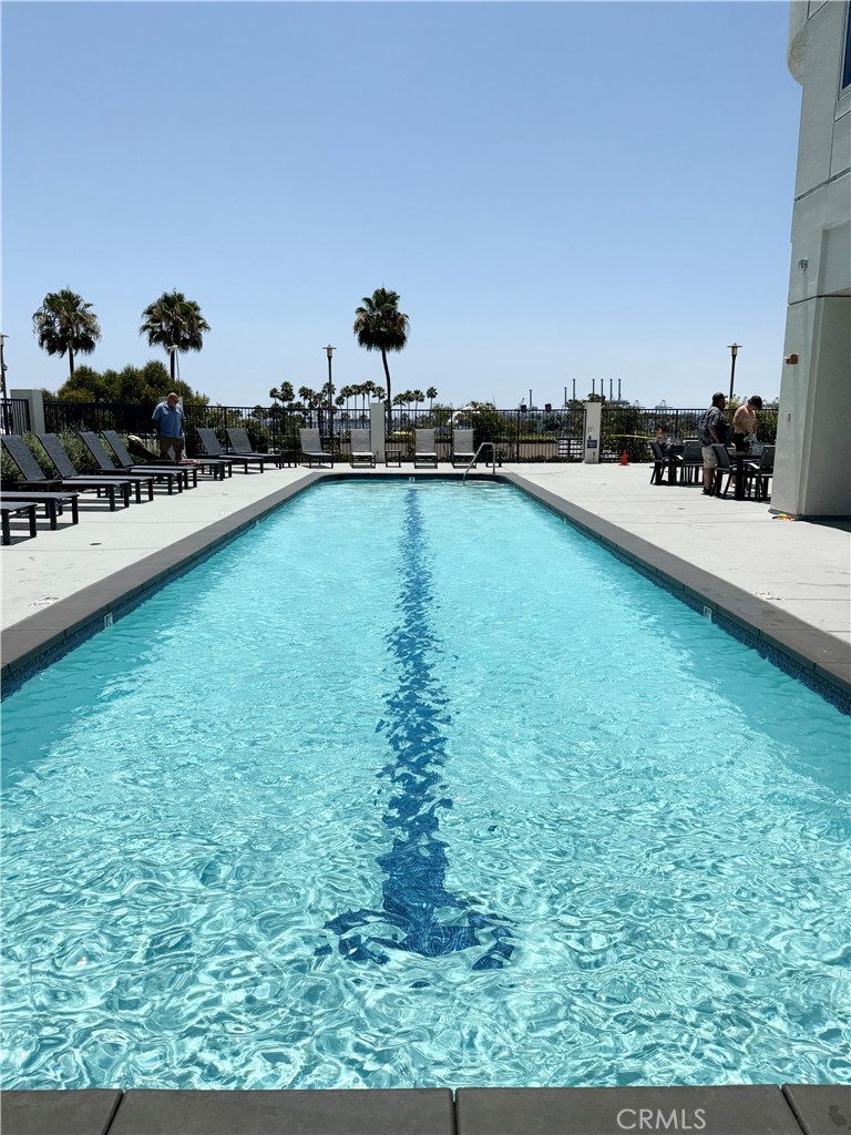 525 E Seaside Way 905