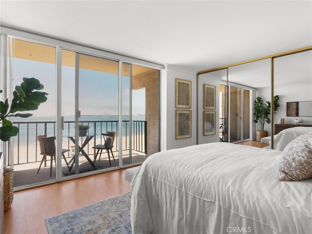 1750 E Ocean Boulevard 213