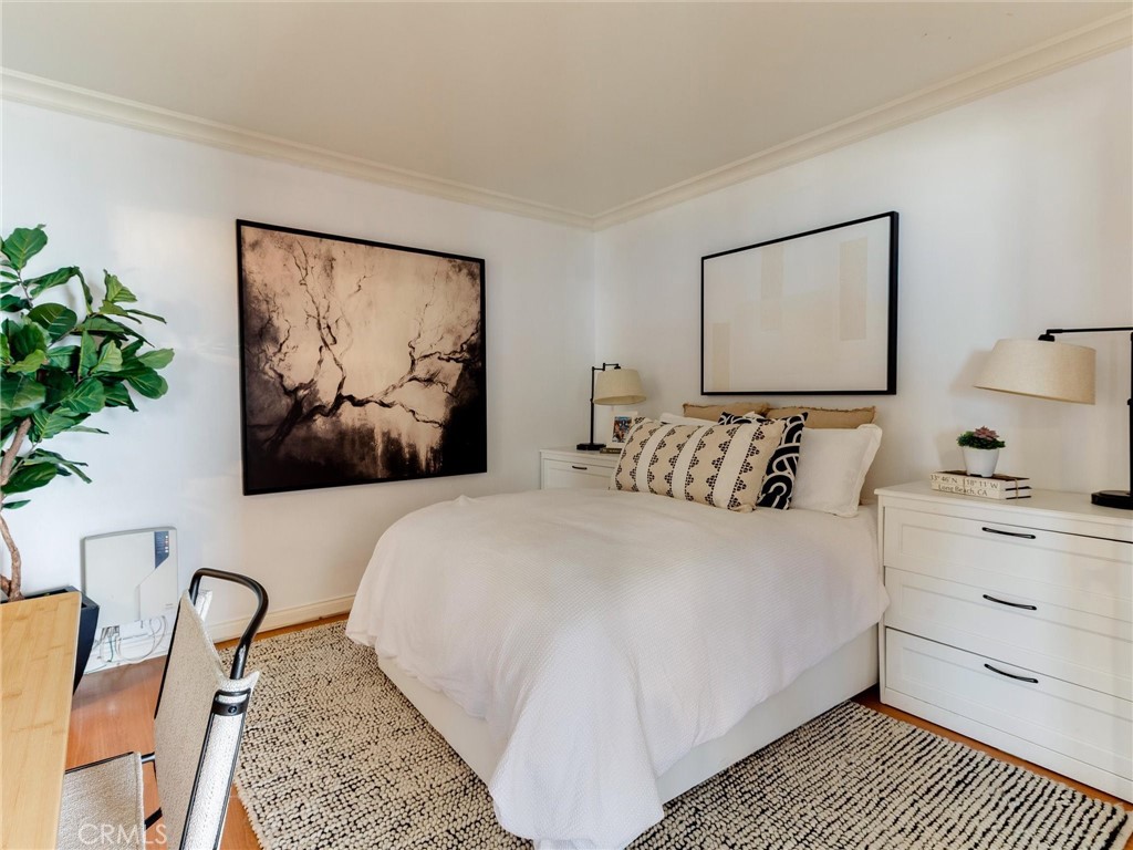 1750 E Ocean Boulevard 213