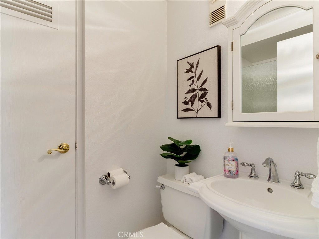 1750 E Ocean Boulevard 213