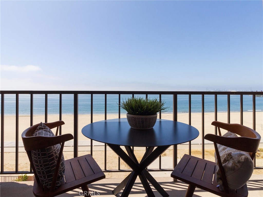 1750 E Ocean Boulevard 213