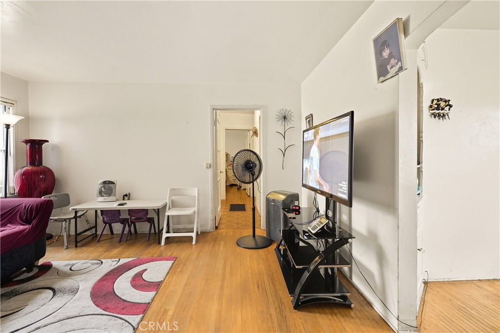 7015 Templeton