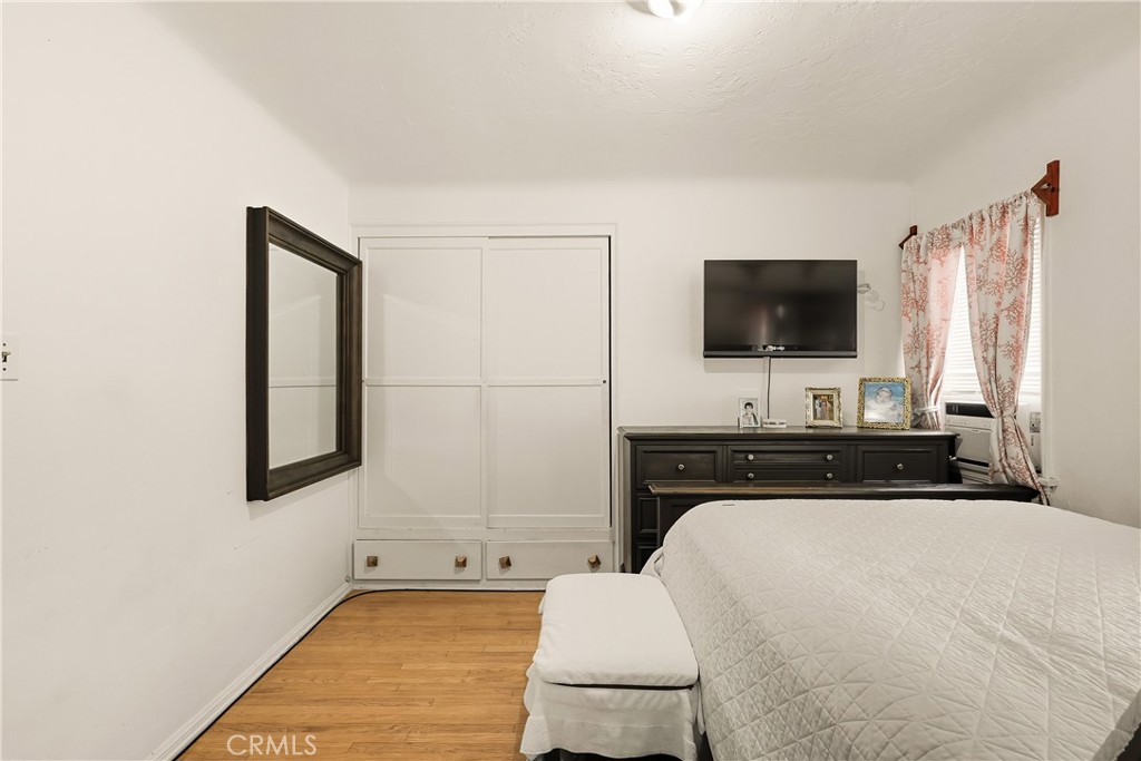 7015 Templeton