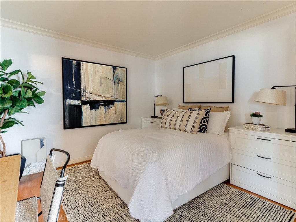 1750 E Ocean Boulevard 213