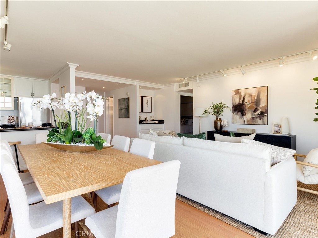 1750 E Ocean Boulevard 213