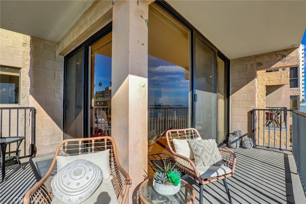 1750 E Ocean Boulevard 213