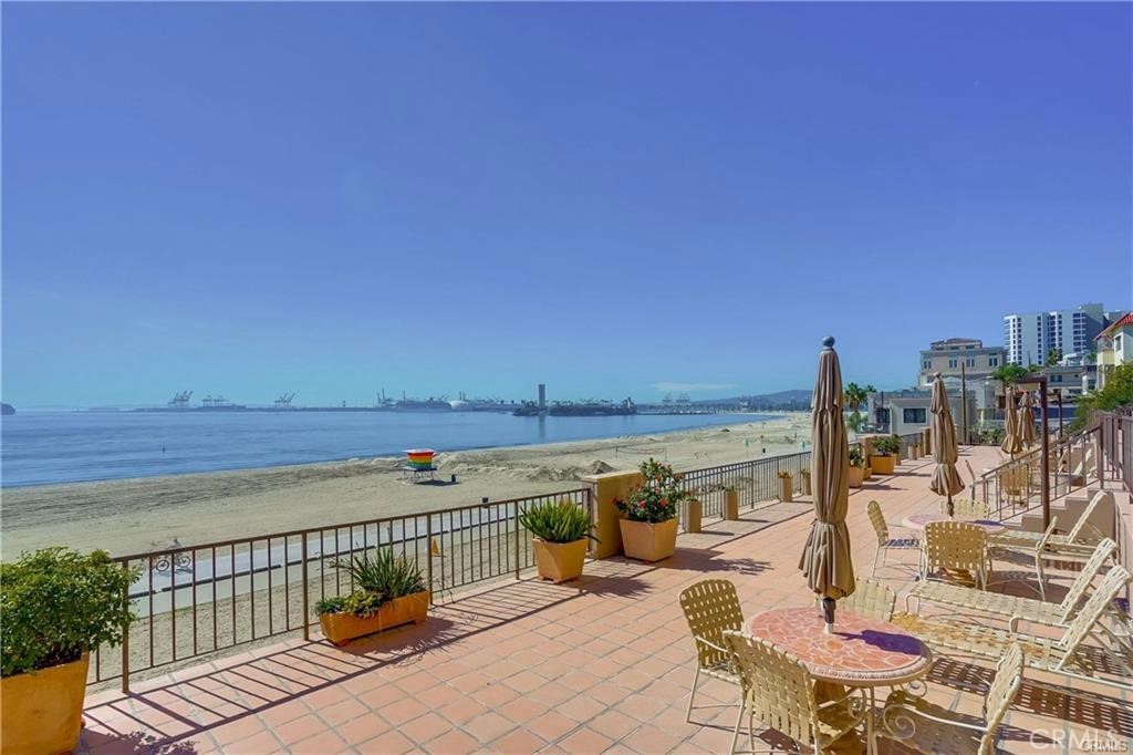 1750 E Ocean Boulevard 213