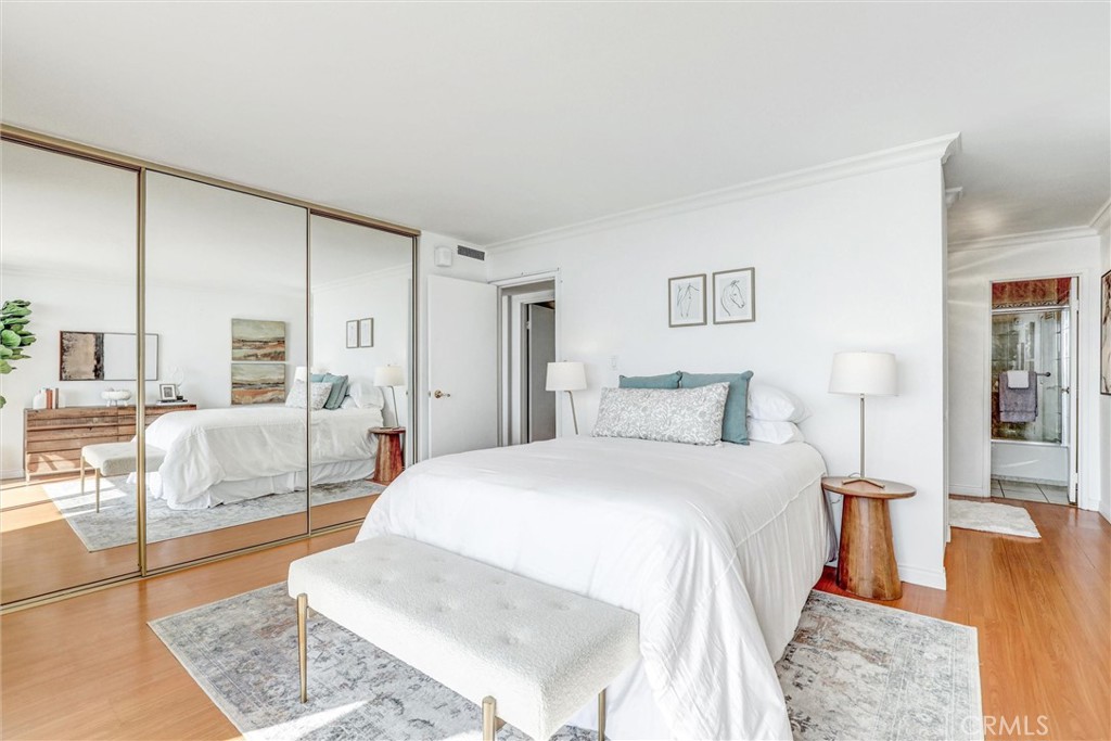 1750 E Ocean Boulevard 213