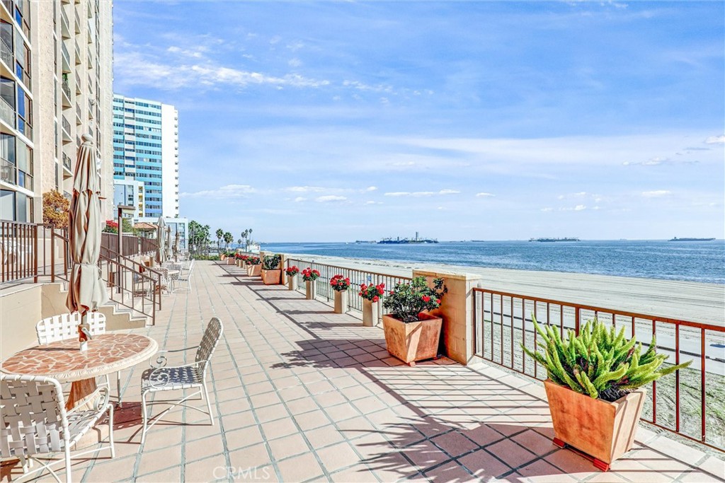 1750 E Ocean Boulevard 213