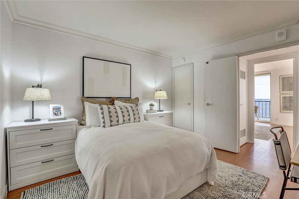 1750 E Ocean Boulevard 213