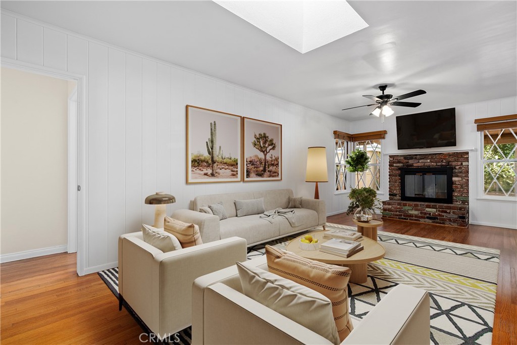 11437 Norlain Avenue