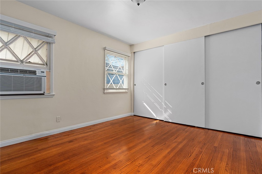 11437 Norlain Avenue