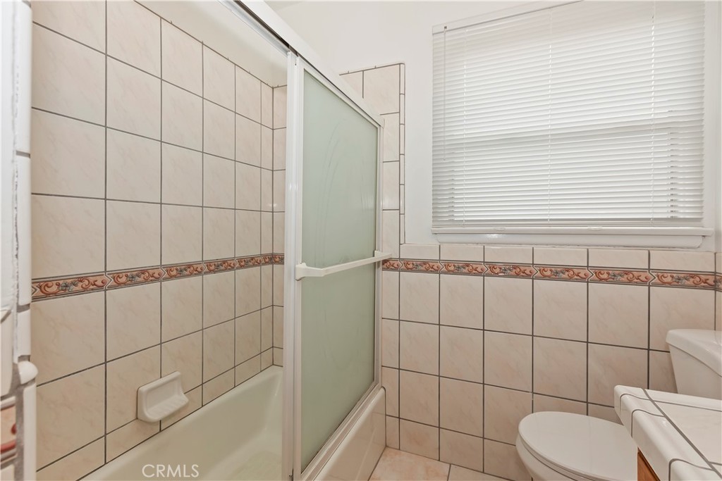 11437 Norlain Avenue