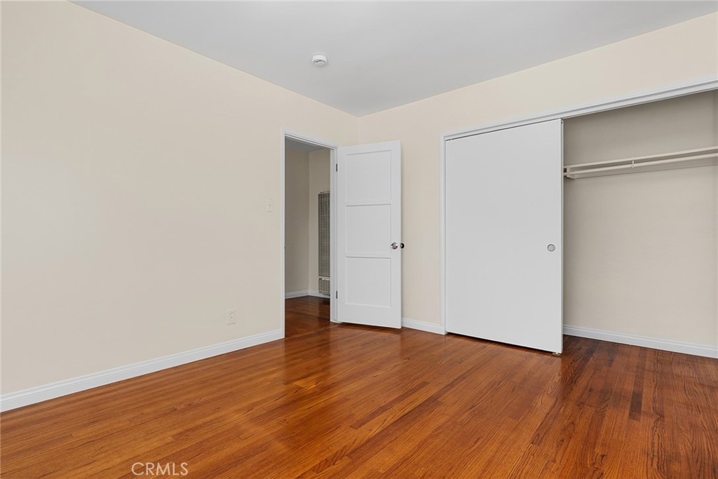 11437 Norlain Avenue