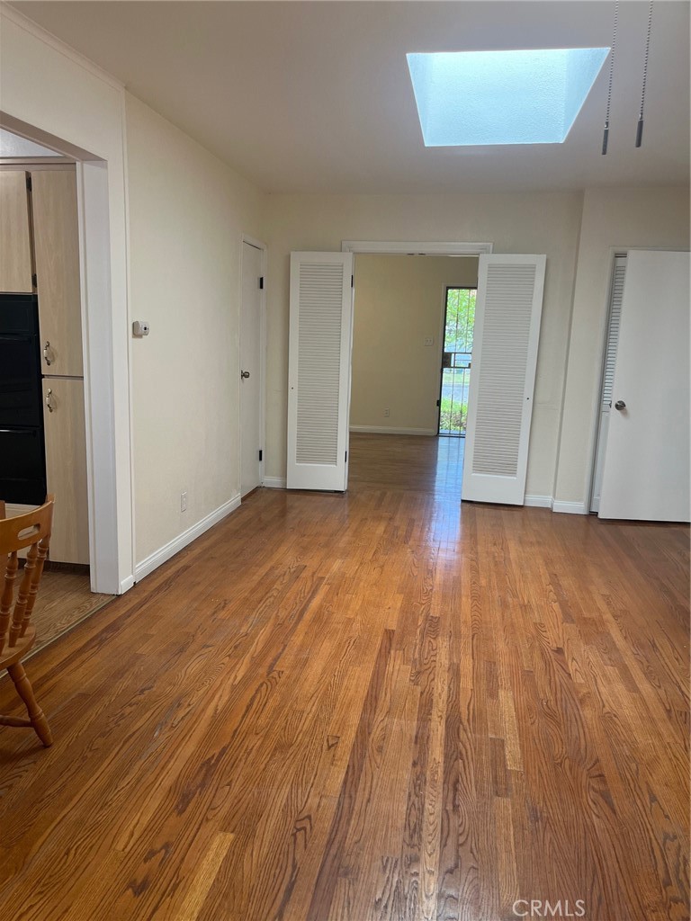 11437 Norlain Avenue