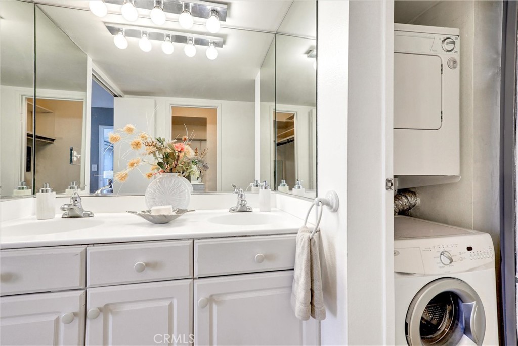 1750 E Ocean Boulevard 503