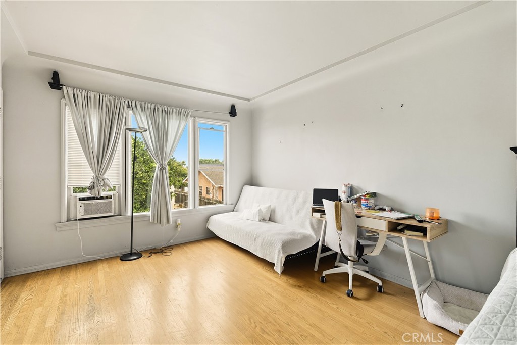 7015 Templeton