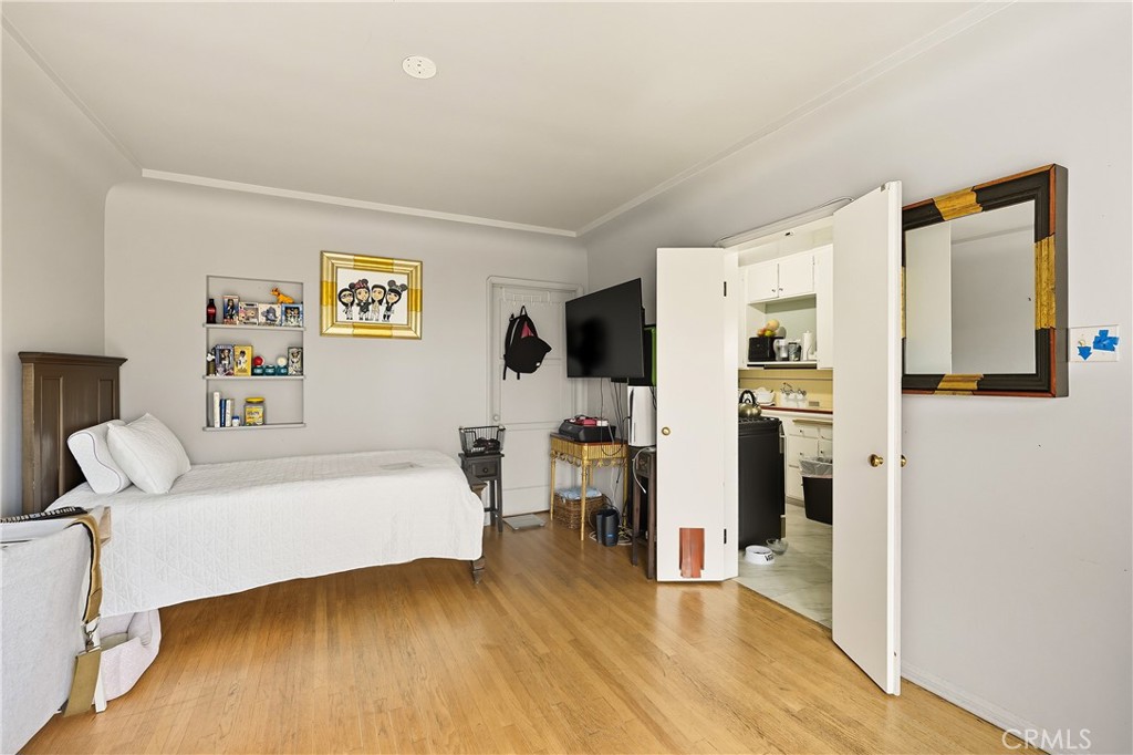 7015 Templeton