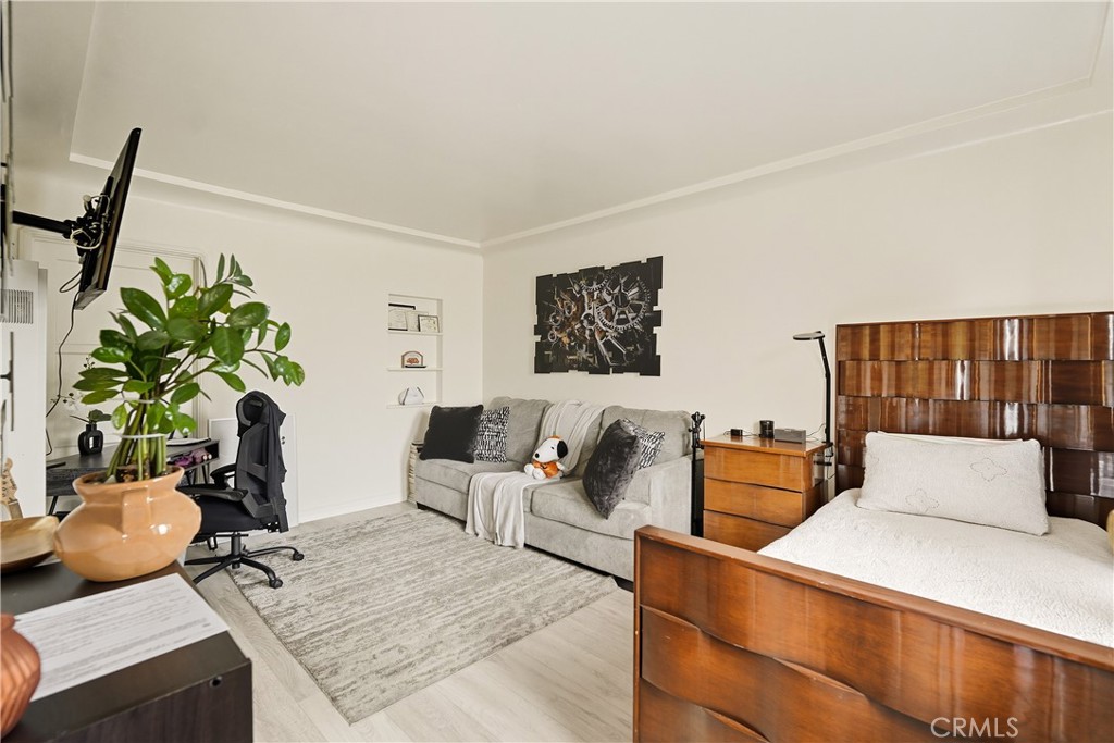7015 Templeton