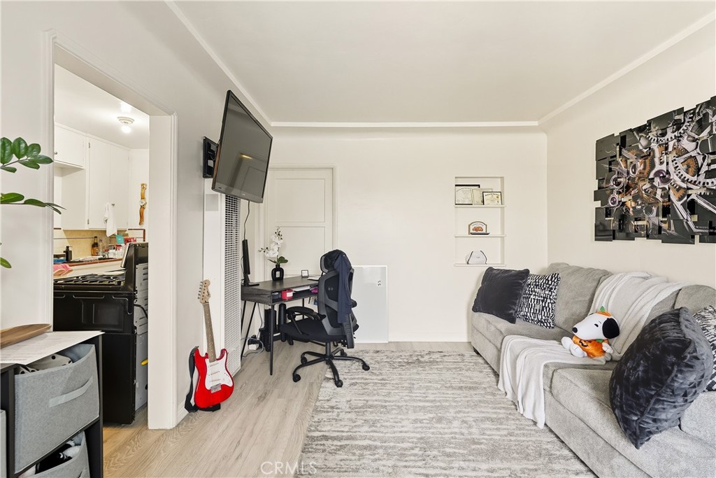 7015 Templeton