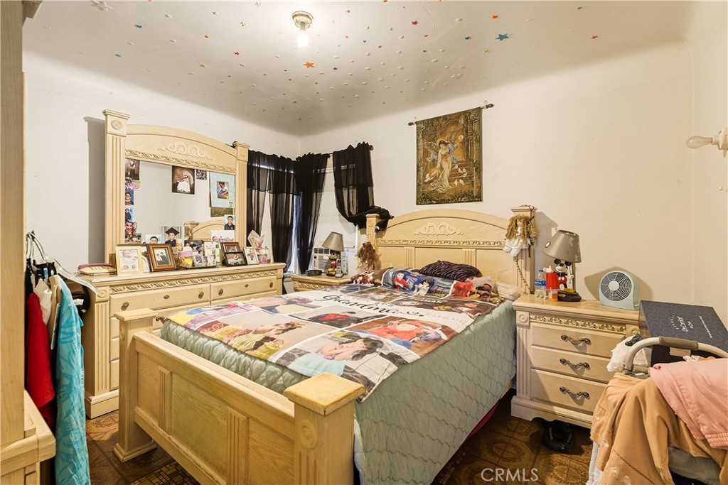 7015 Templeton