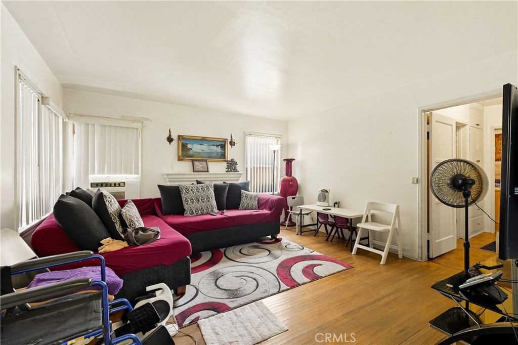 7015 Templeton