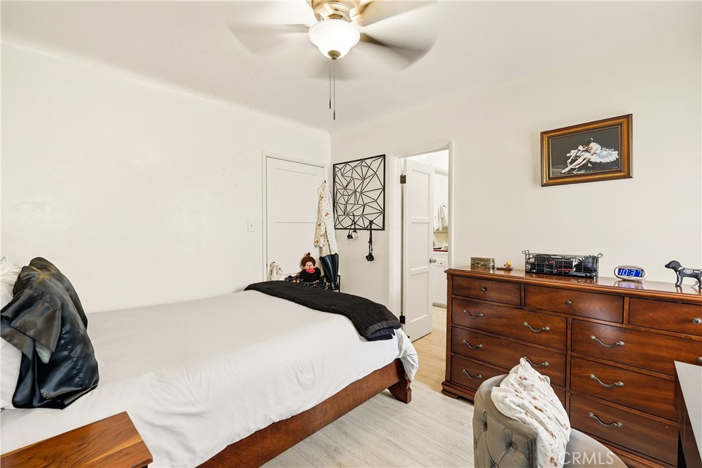 7015 Templeton