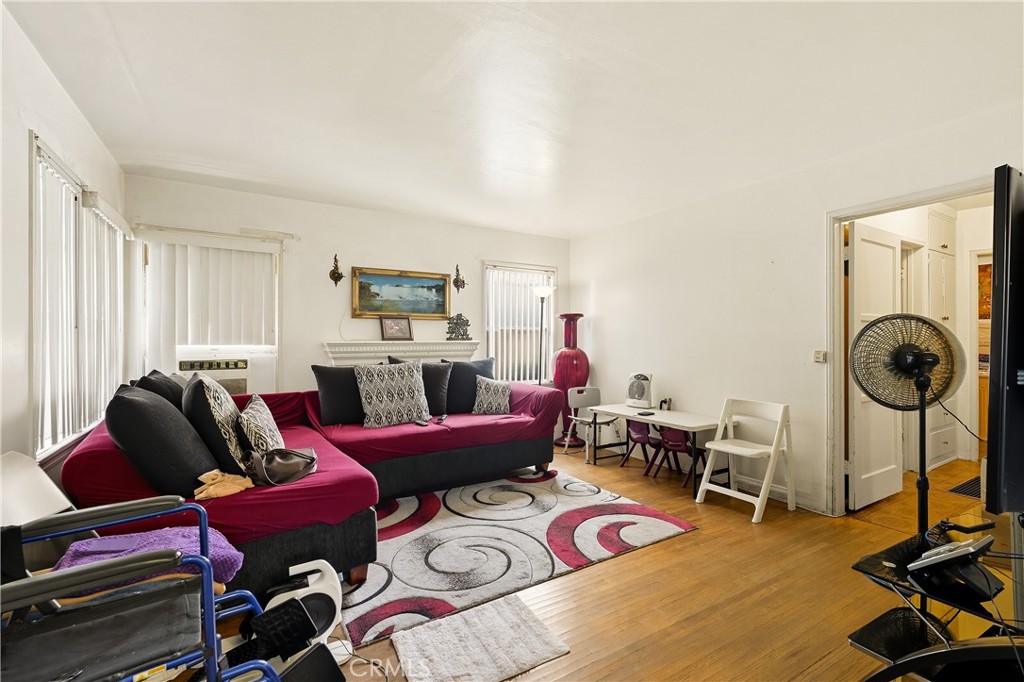 7015 Templeton
