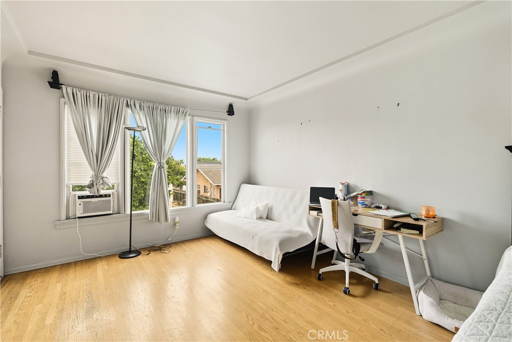 7015 Templeton