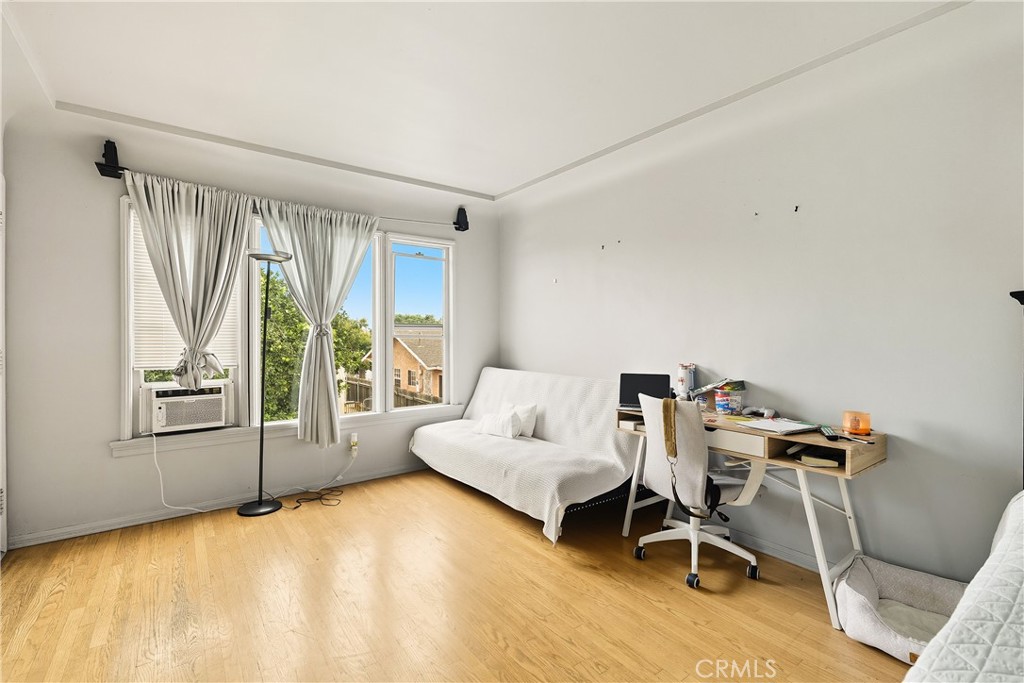 7015 Templeton