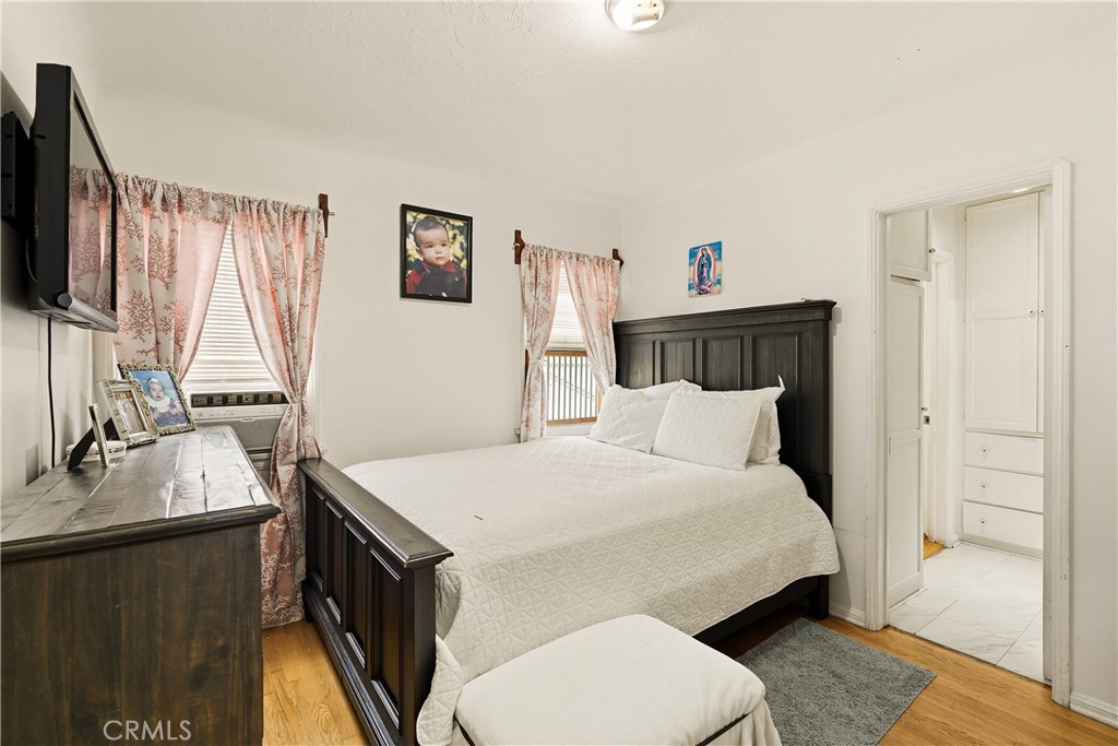 7015 Templeton