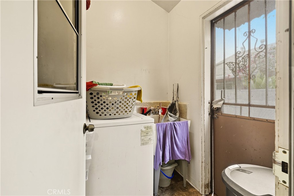 7015 Templeton