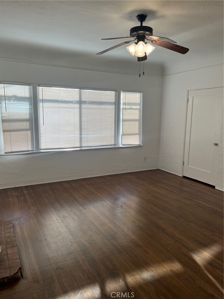833 Cedar
