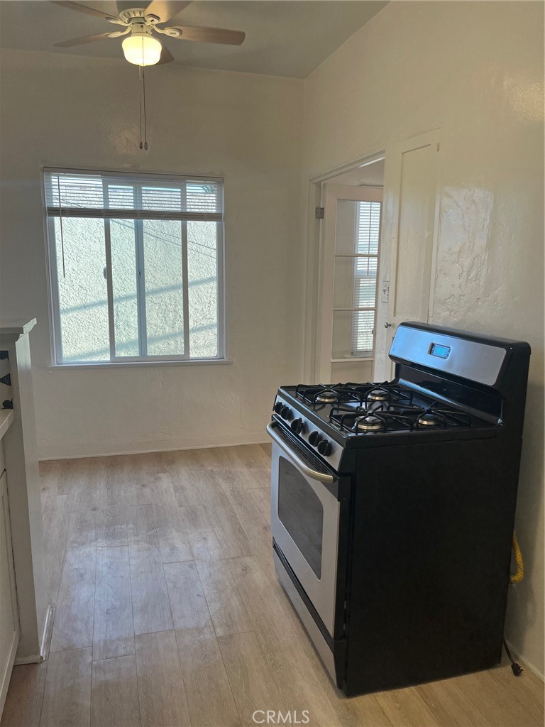 833 Cedar
